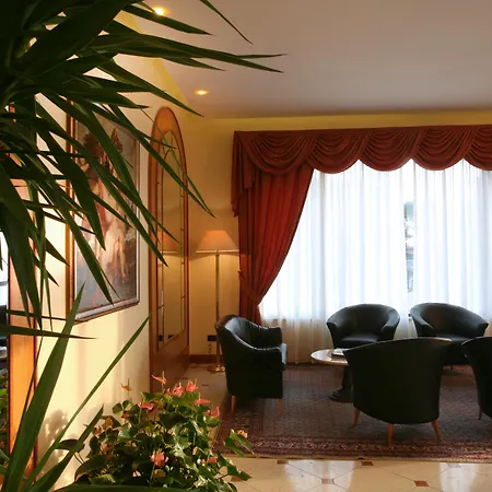 San Clemente Hotel 4*