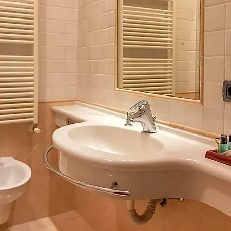 San Clemente Hotel 4*