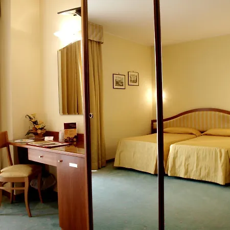 San Clemente מלון