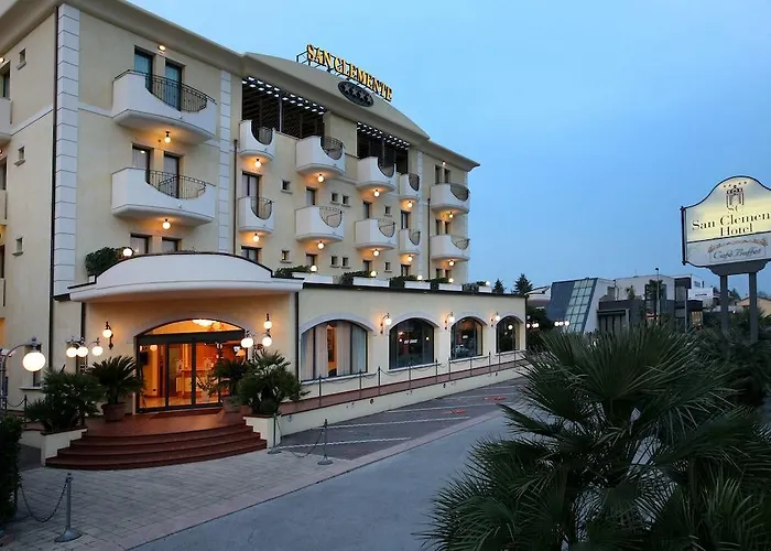 圣克莱门特酒店 圣阿兹吉罗迪奥