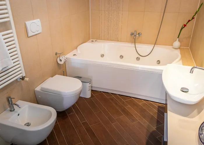 圣克莱门特酒店 圣阿兹吉罗迪奥